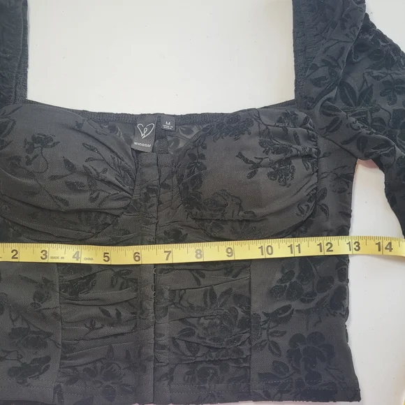 Windsor Black Floral Long Sleeve Crop Top - Picture 5 of 5